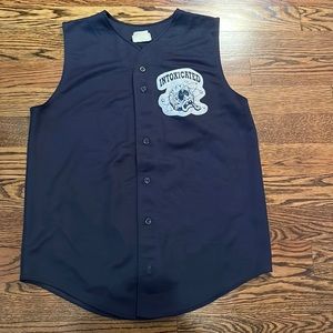 Sleeveless button down shirt size XL